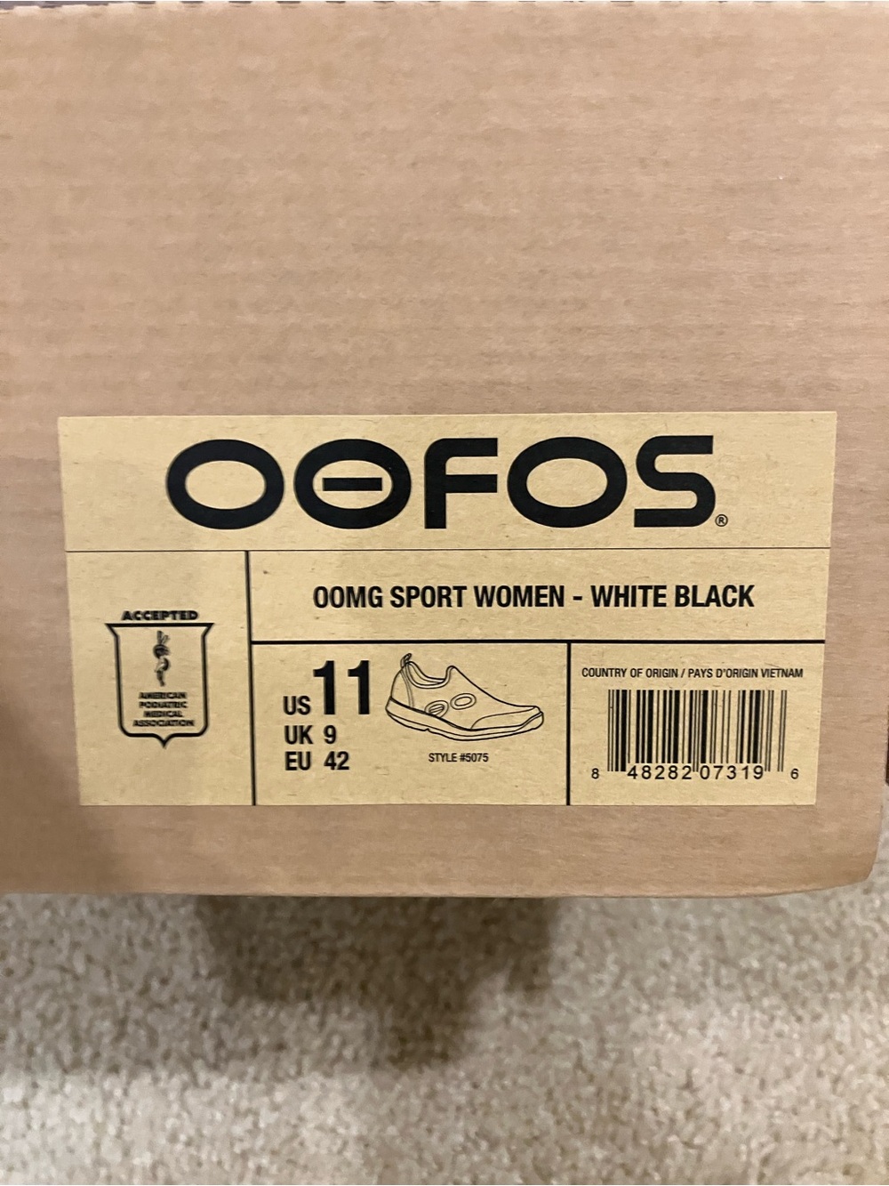 OOFOS Women’s OOmg Sport Slip-On in size 11 - Picture 7 of 7